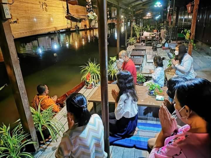 Apartament Ban Mae Arom Amphawa Zewnętrze zdjęcie