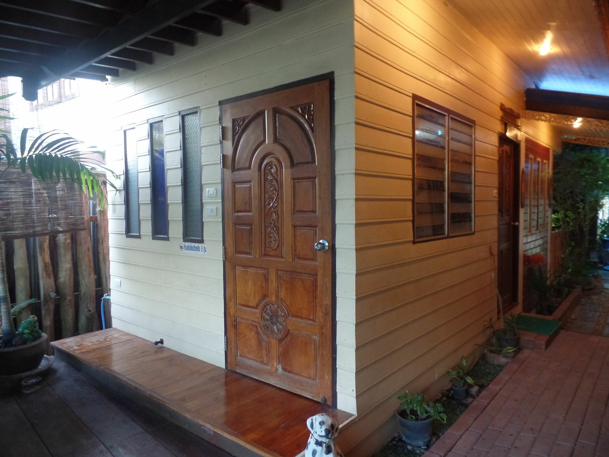Apartament Ban Mae Arom Amphawa Zewnętrze zdjęcie